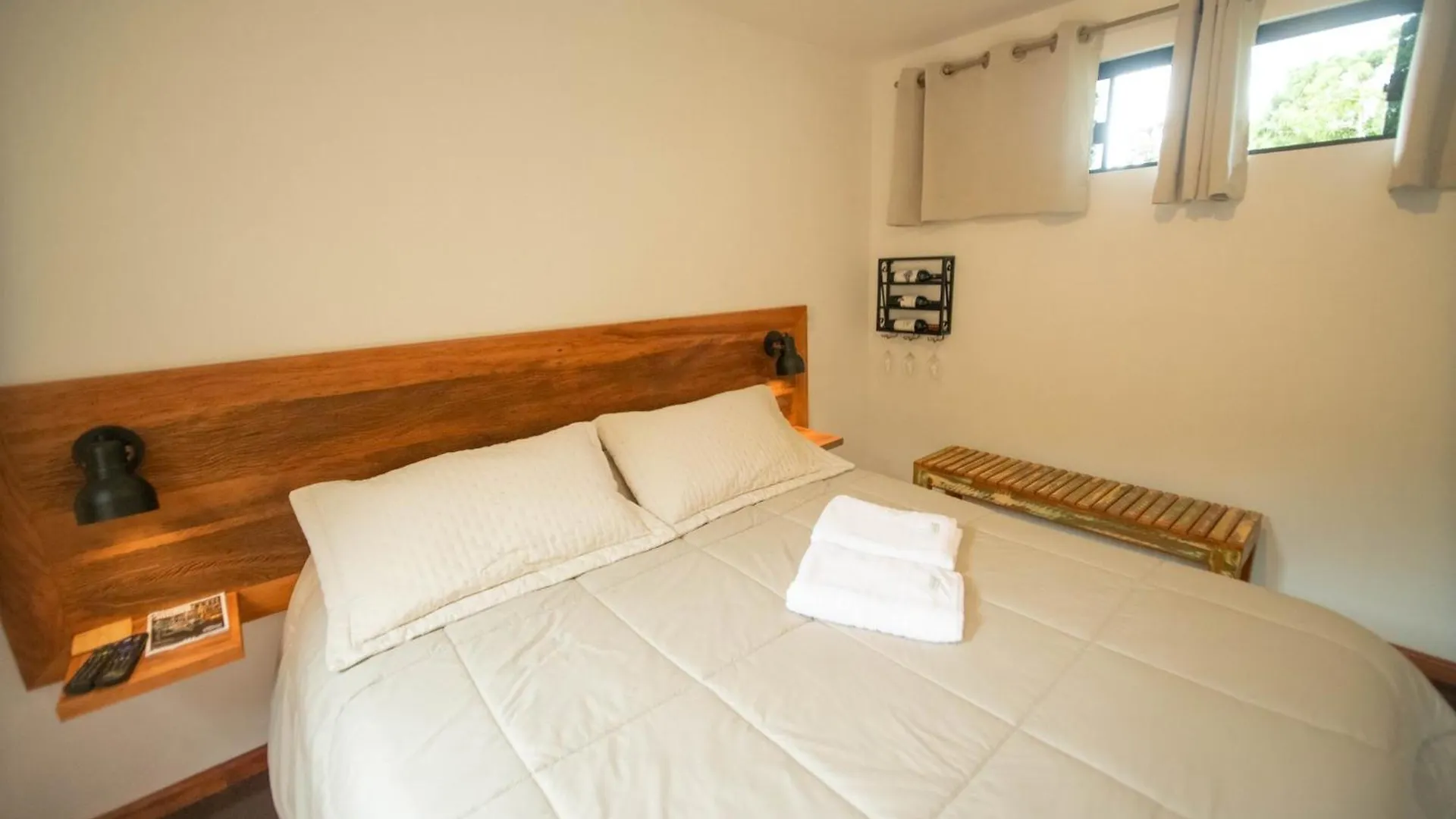 Suite Jasmim Rosa Campos do Jordao 0*,  Brezilya