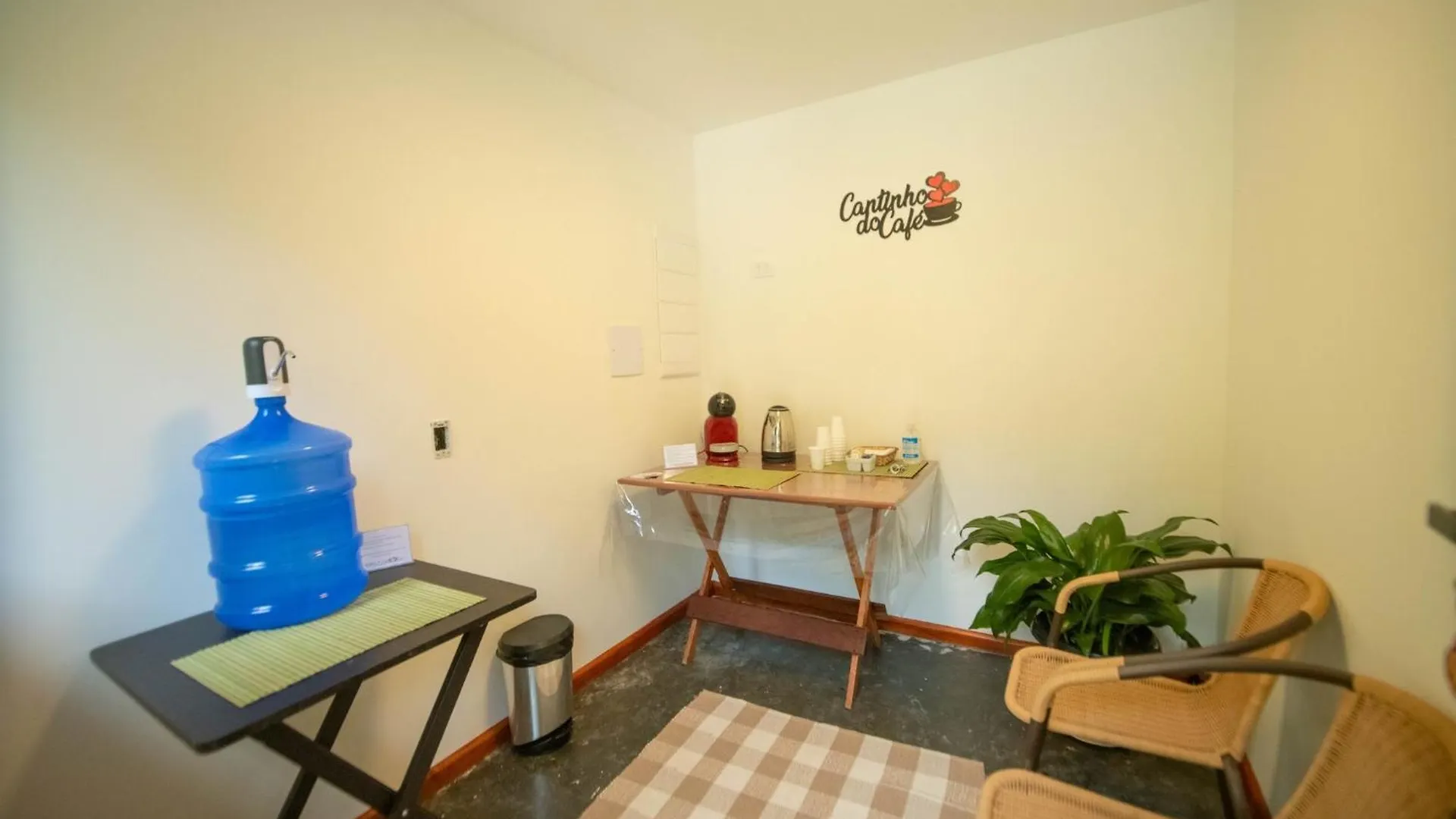 Suite Jasmim Rosa Campos do Jordão