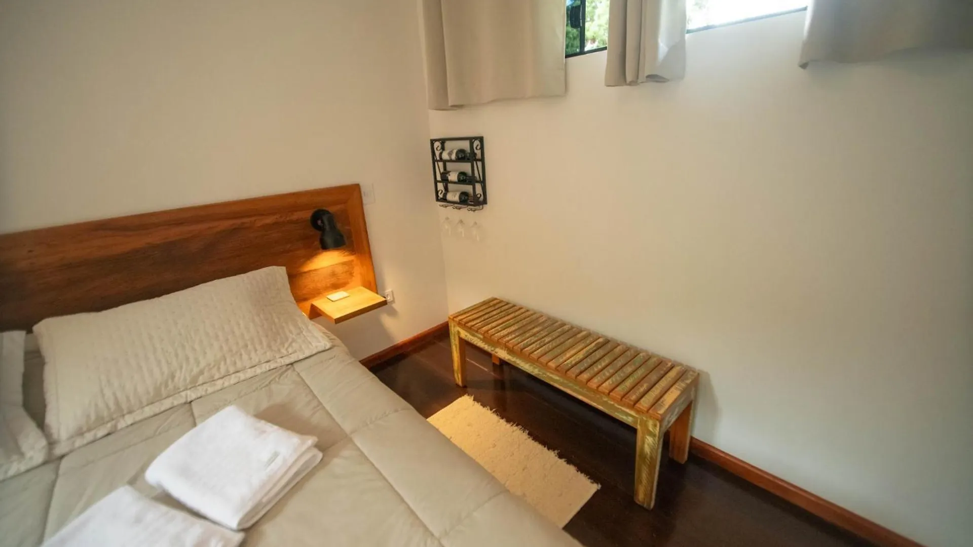 Suite Jasmim Rosa Campos do Jordão 게스트하우스